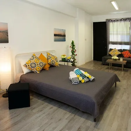 דירה Promenade Town Apt. Superhost Services לימסול