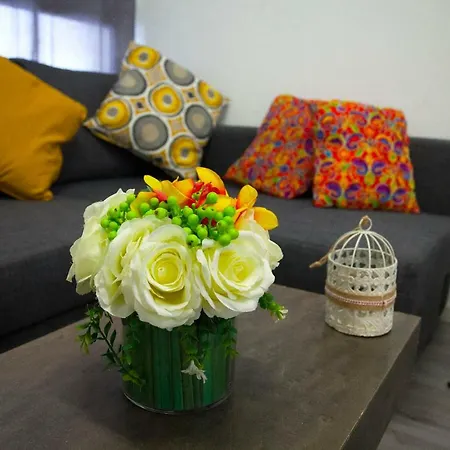 Promenade Town Apt. Superhost Services דירה